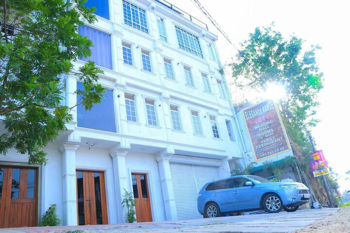 Hotel 37 of 40