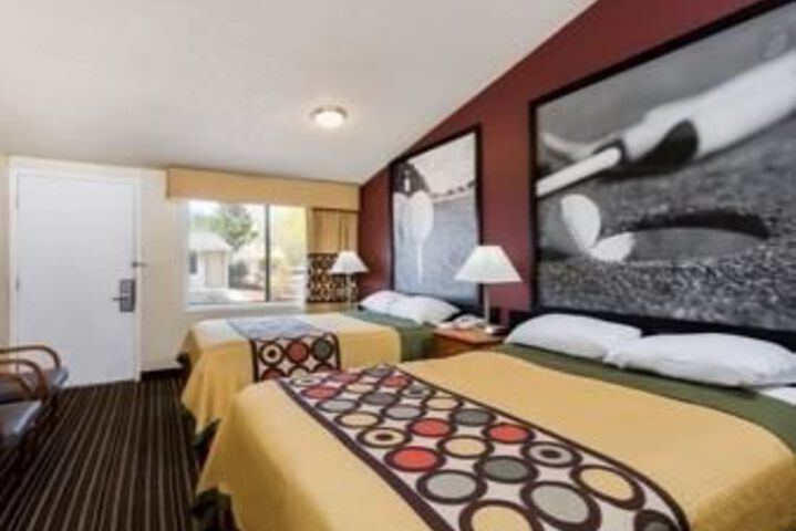 Room 20 of 49