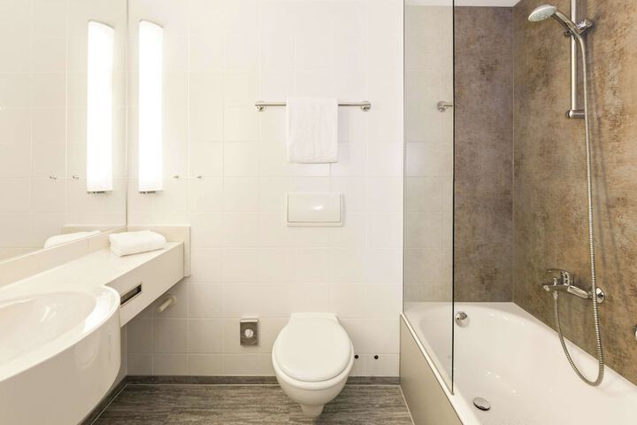 Clean Restrooms