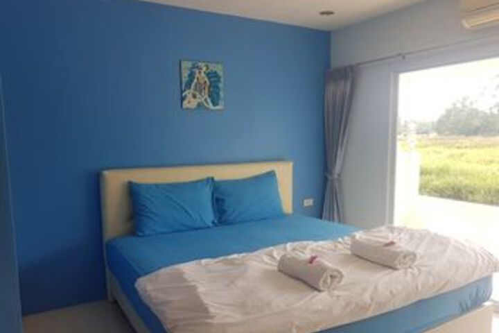 Room 21 of 34