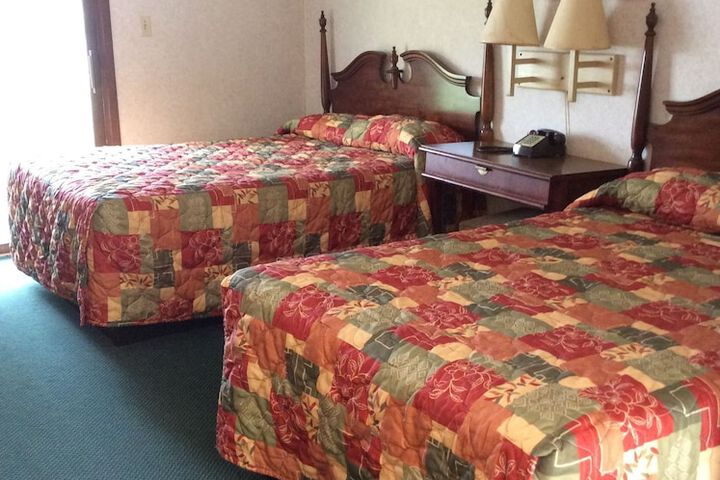 Room 16 of 27