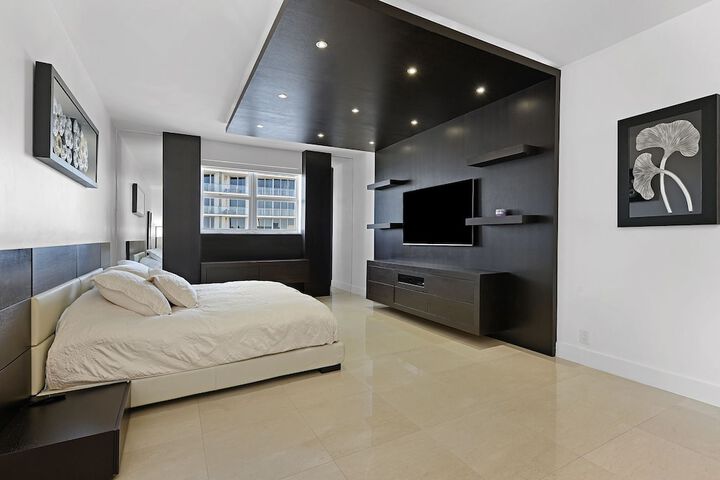 Room 87 of 108