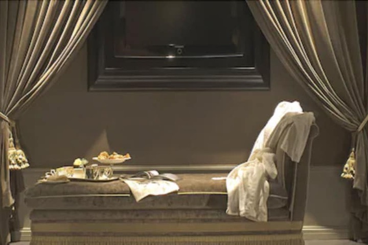 Room 21 of 53