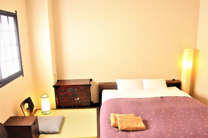 Room 18 of 65