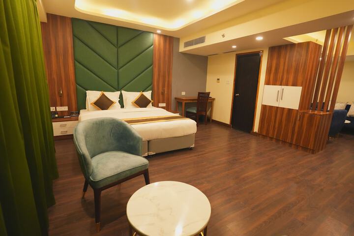 Room 19 of 47