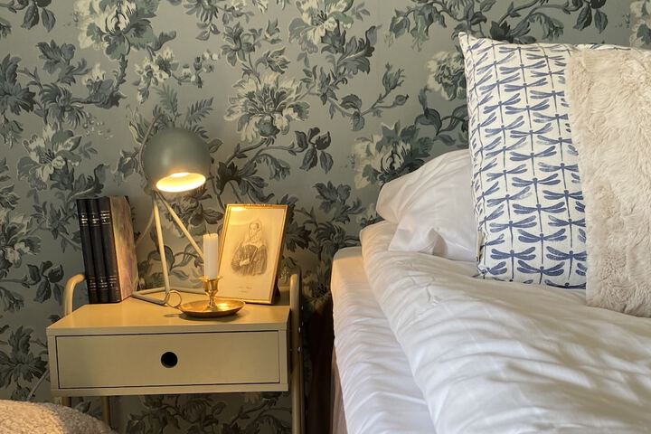 Room 12 of 64