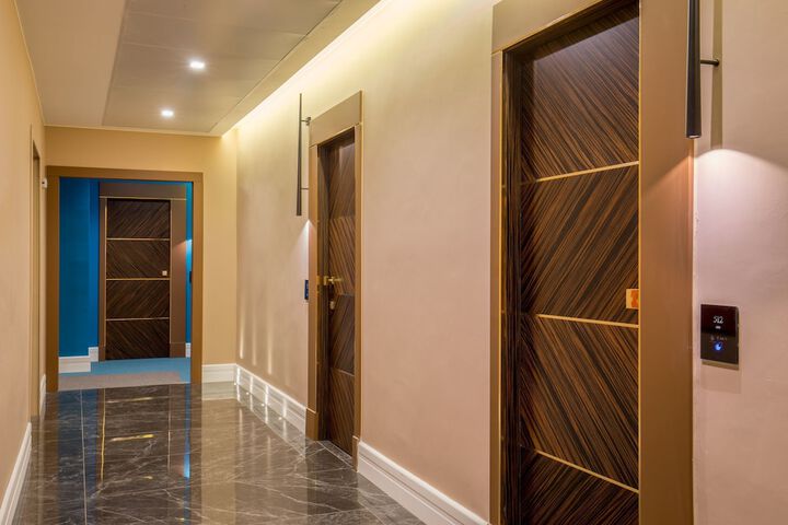 Ballroom/Hall 48 of 58