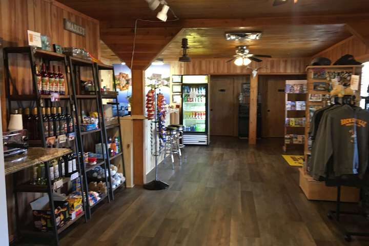 Gift Shop 209 of 259