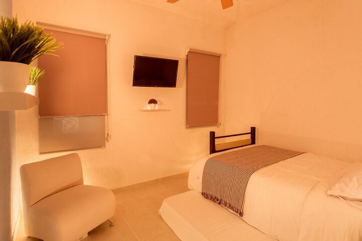 Room 2 of 24