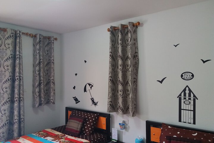 Room 2 of 22