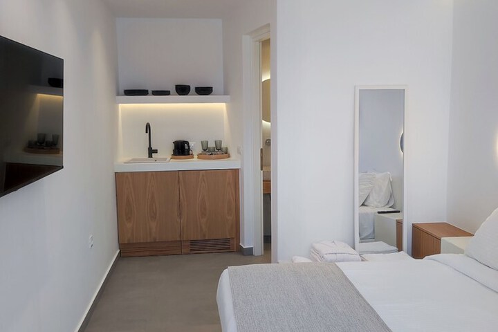 Room 14 of 26