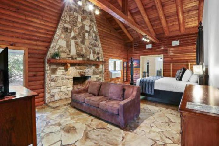 Photo of Wimberley Log Cabins Resort and Suites Unit 1