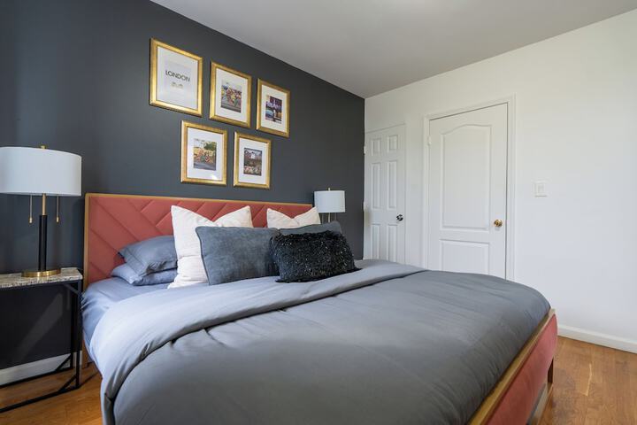 Room 8 of 36