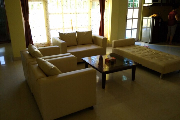 Room 15 of 37