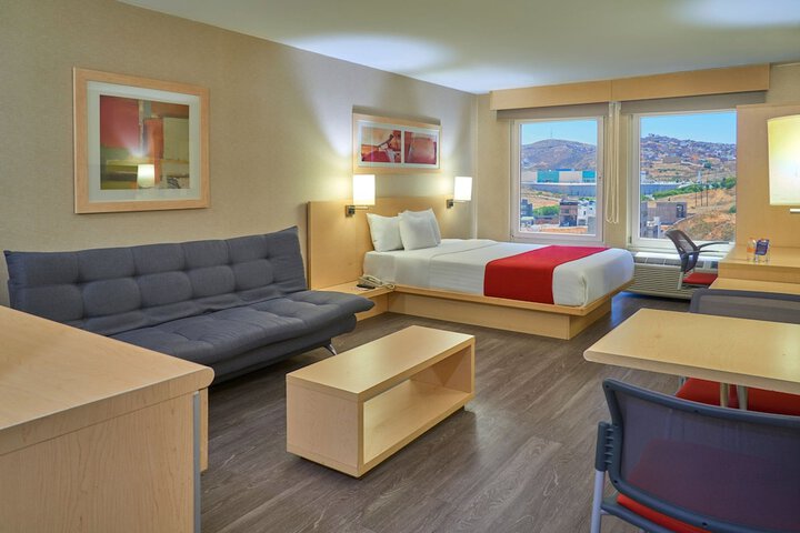 Room 5 of 50