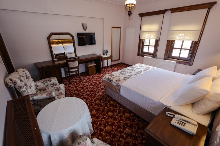 Room 7 of 53