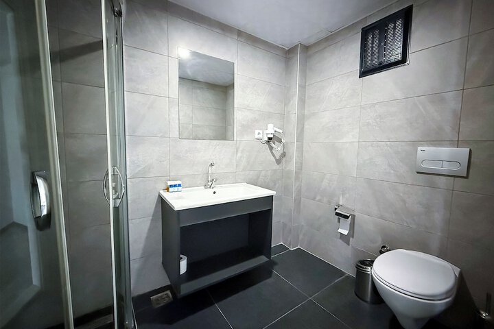 Room 12 of 58
