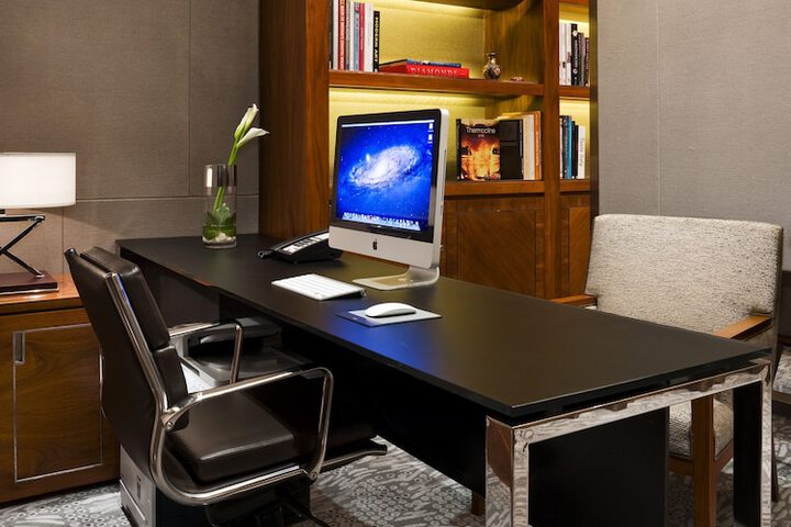 Business Center 56 of 65