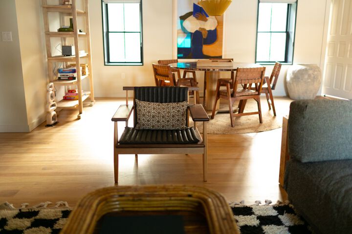 Room 48 of 179