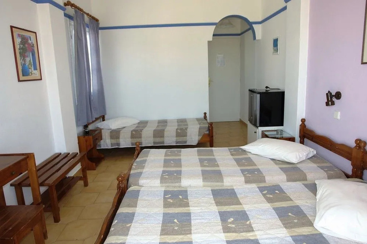 Room 3 of 16