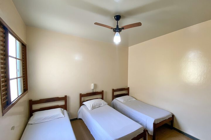 Room 18 of 32