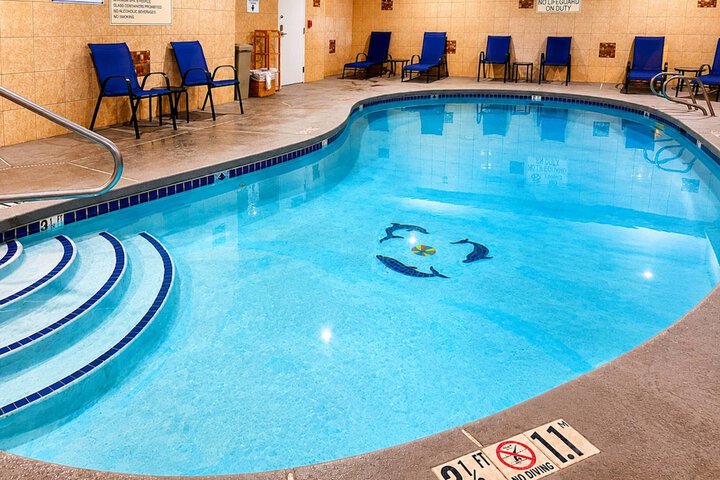 Pools & Facilities