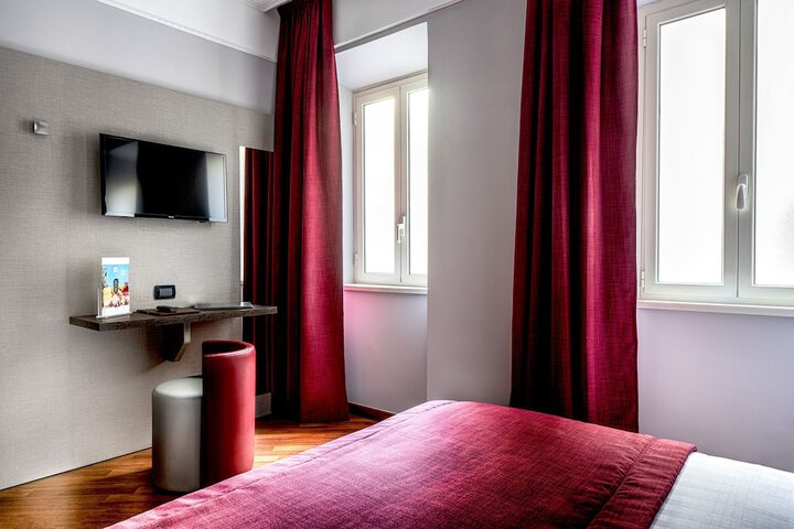 Room 19 of 36