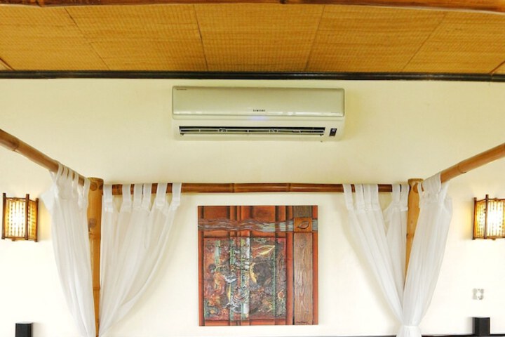 Room 6 of 37