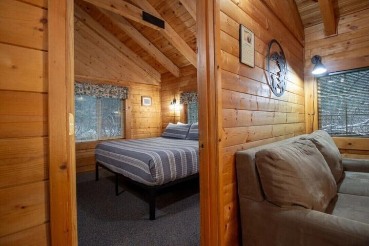 Room 12 of 63