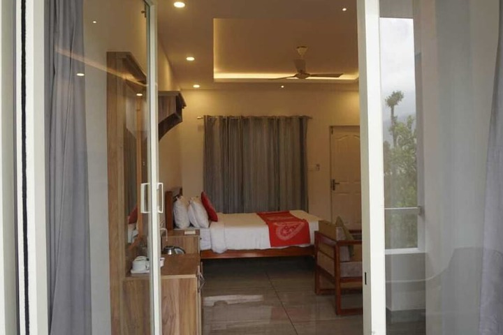 Room 8 of 64
