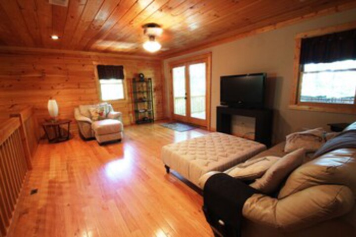 Room 16 of 28