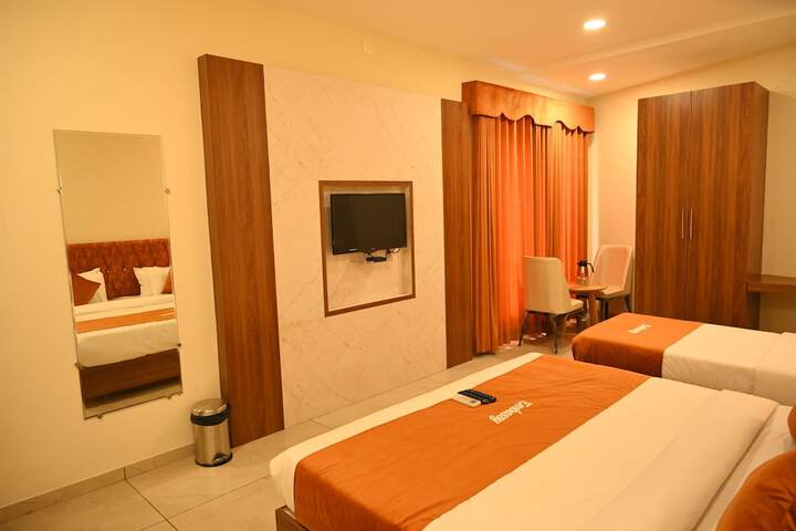 Room 14 of 28