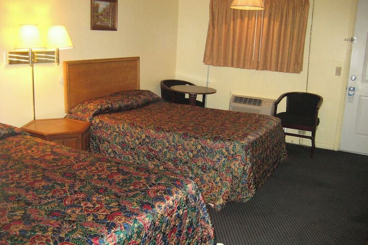 Room 20 of 42