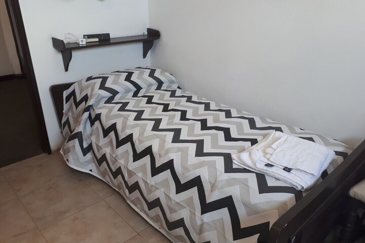 Room 9 of 19