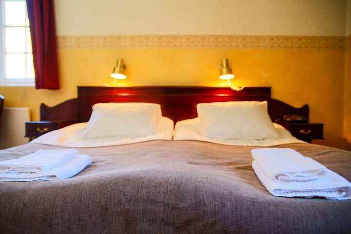 Room 4 of 57