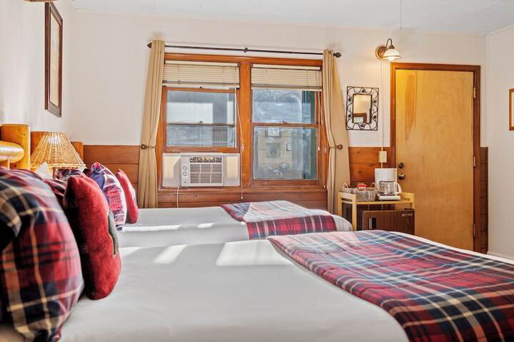 Room 48 of 113