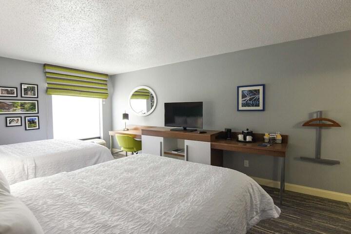 Room 10 of 44