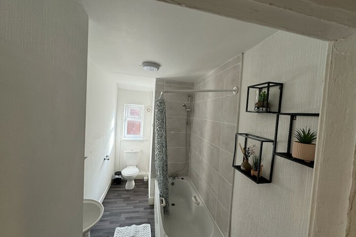 Room 79 of 112