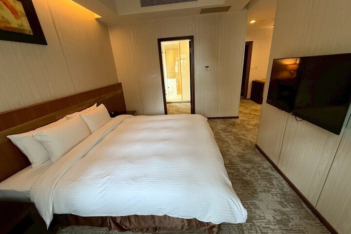 Room 30 of 70