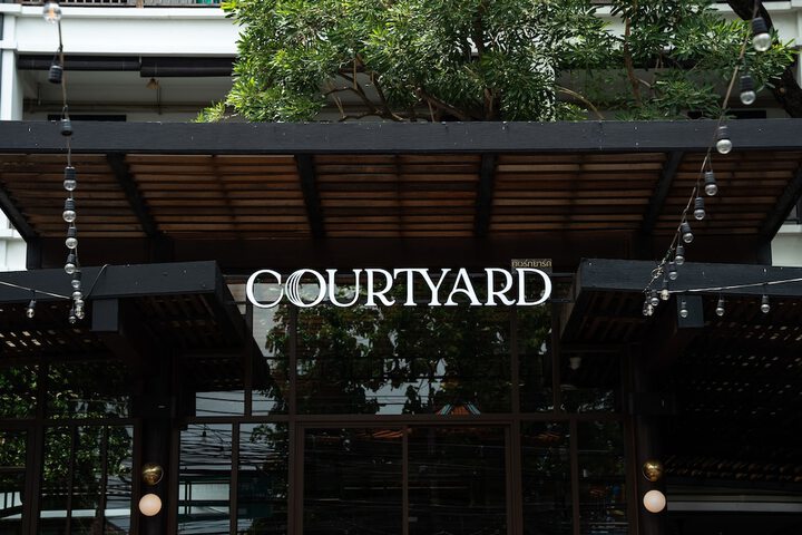Dining Photos