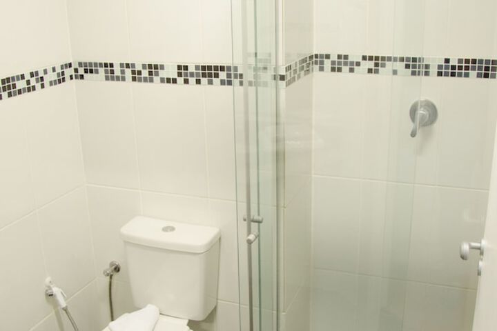 Room 10 of 36