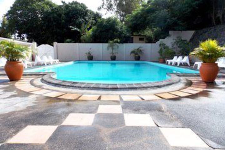 Pool 38 of 51