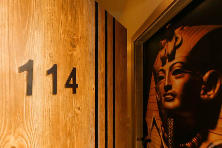Room 113 of 284