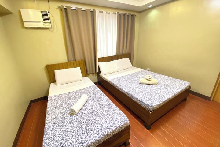 Room 14 of 25
