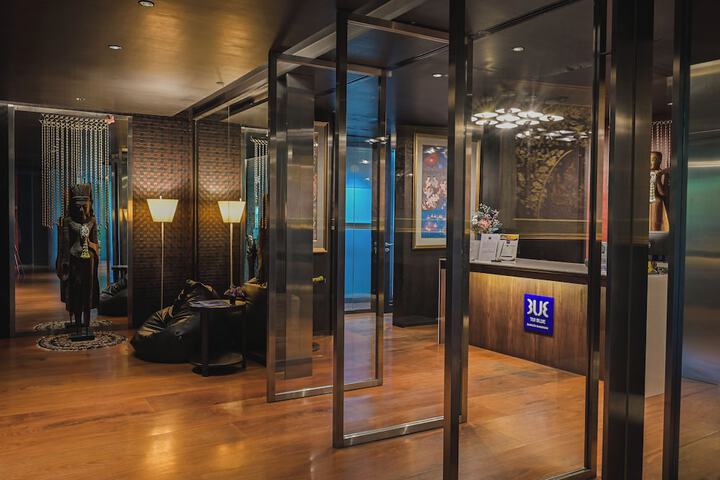 Lobby Entry