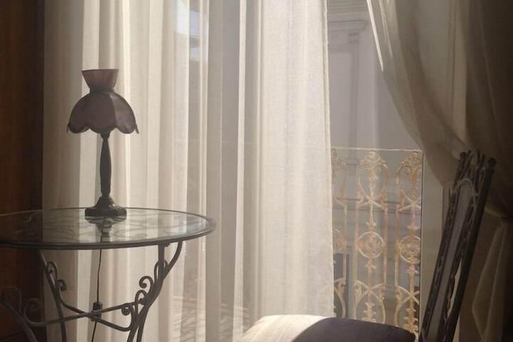 Room 14 of 30