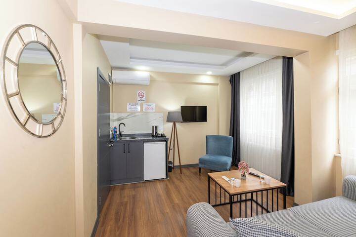 Room 45 of 73