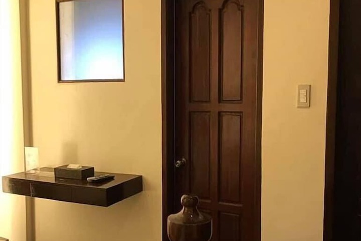Room 15 of 36