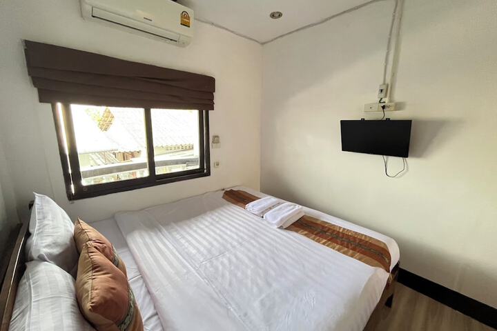 Room 38 of 68
