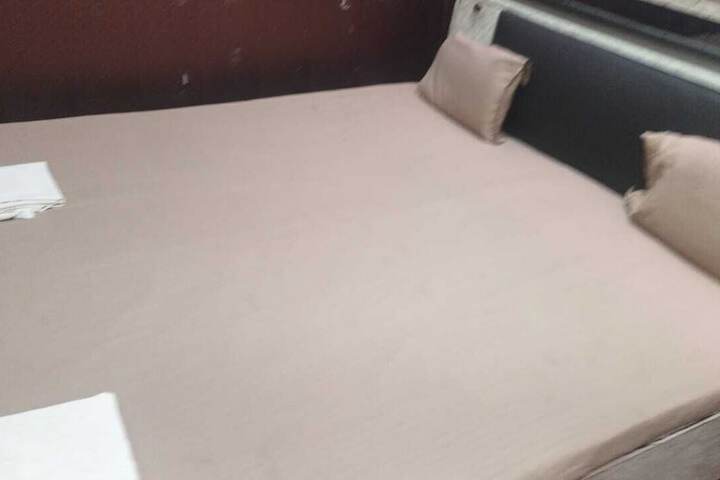 Room 6 of 29